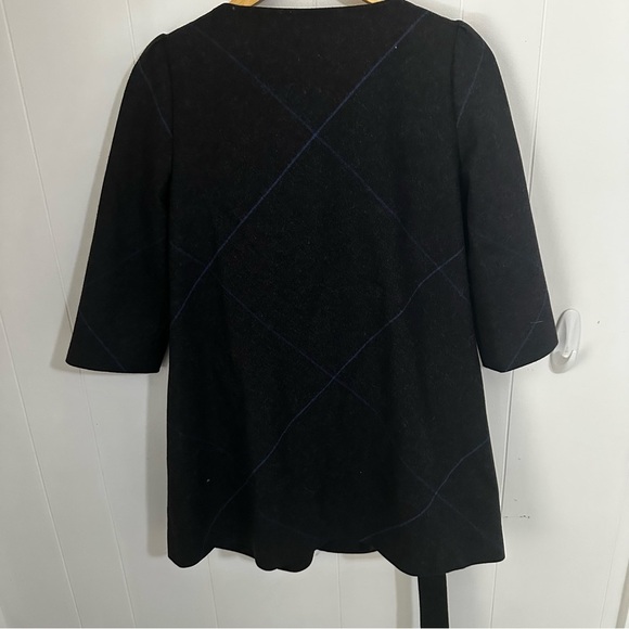 Classiques Entier Black Trench Coat with Three-Quarter Sleeves - Picture 2 of 4